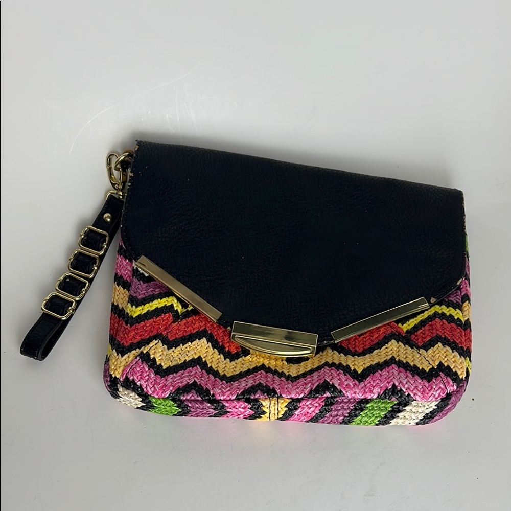 OLIVIA + JOY Colorful Chevron Pattern Straw Clutch